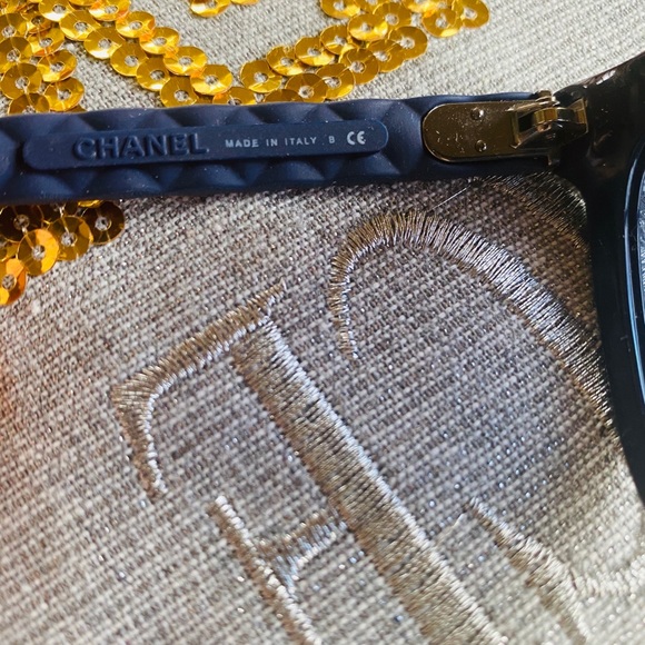 sold - Picture 3 of 8